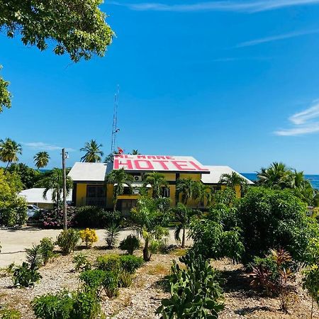 Hotel Al Mare Barahona Exteriör bild